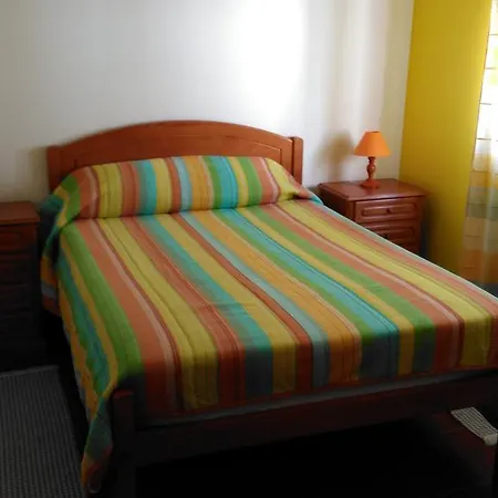 招待所 Farol Do Portinho