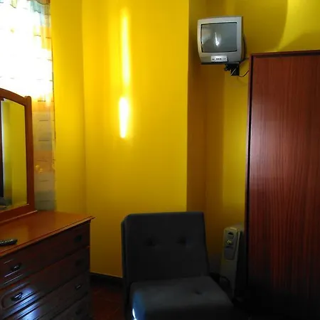 Farol Do Portinho 3* 维拉·普拉亚·德·安科拉