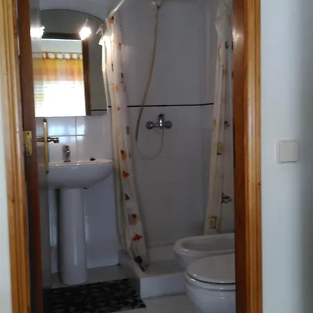 Farol Do Portinho 维拉·普拉亚·德·安科拉