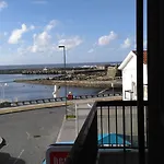 Farol Do Portinho ゲストハウス ヴィラ・プライア・デ・アンコラ